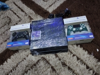 PS4, With 2pads, 10-15games, Like FIFA23